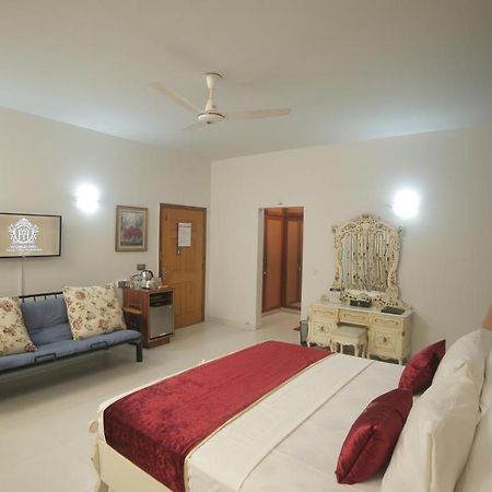 Bed and Breakfast Four Squares Карачи Экстерьер фото