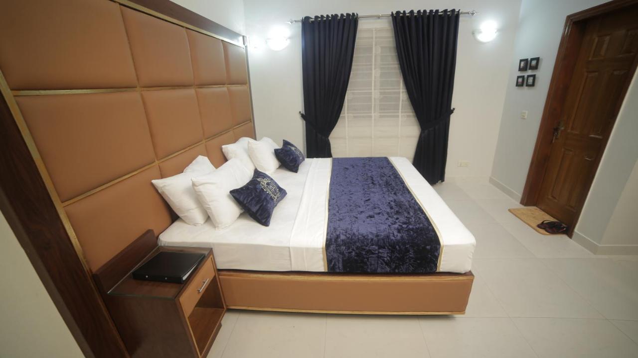 Bed and Breakfast Four Squares Карачи Экстерьер фото