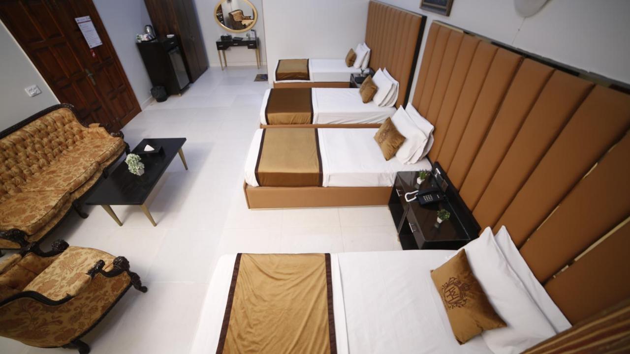 Bed and Breakfast Four Squares Карачи Экстерьер фото