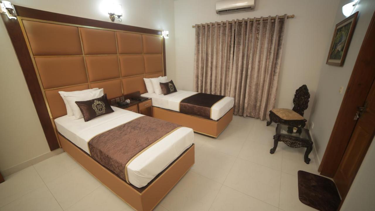 Bed and Breakfast Four Squares Карачи Экстерьер фото