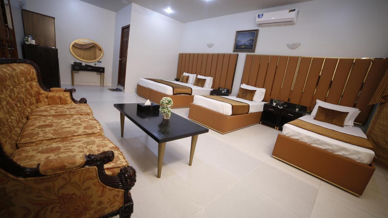Bed and Breakfast Four Squares Карачи Экстерьер фото
