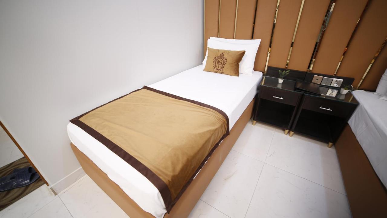 Bed and Breakfast Four Squares Карачи Экстерьер фото