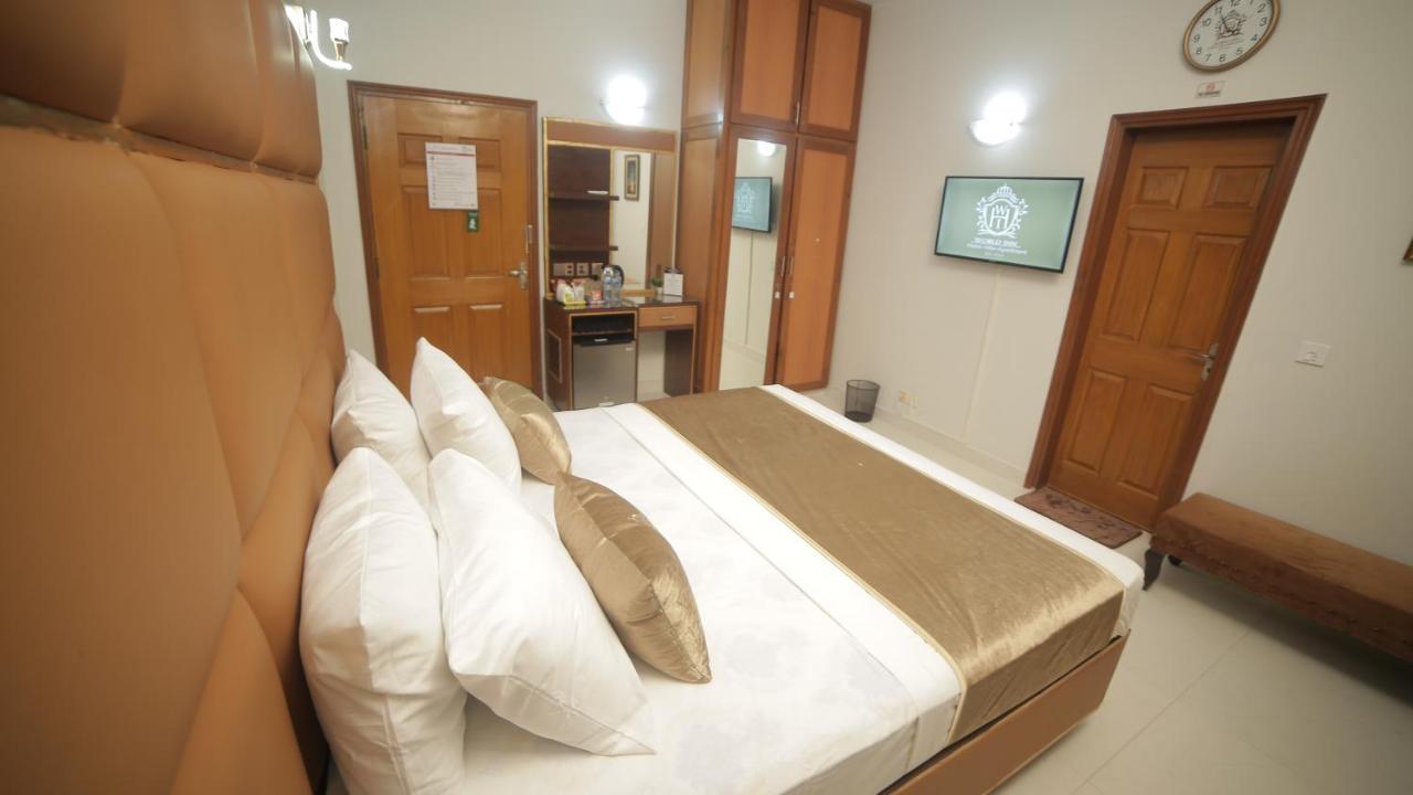 Bed and Breakfast Four Squares Карачи Экстерьер фото